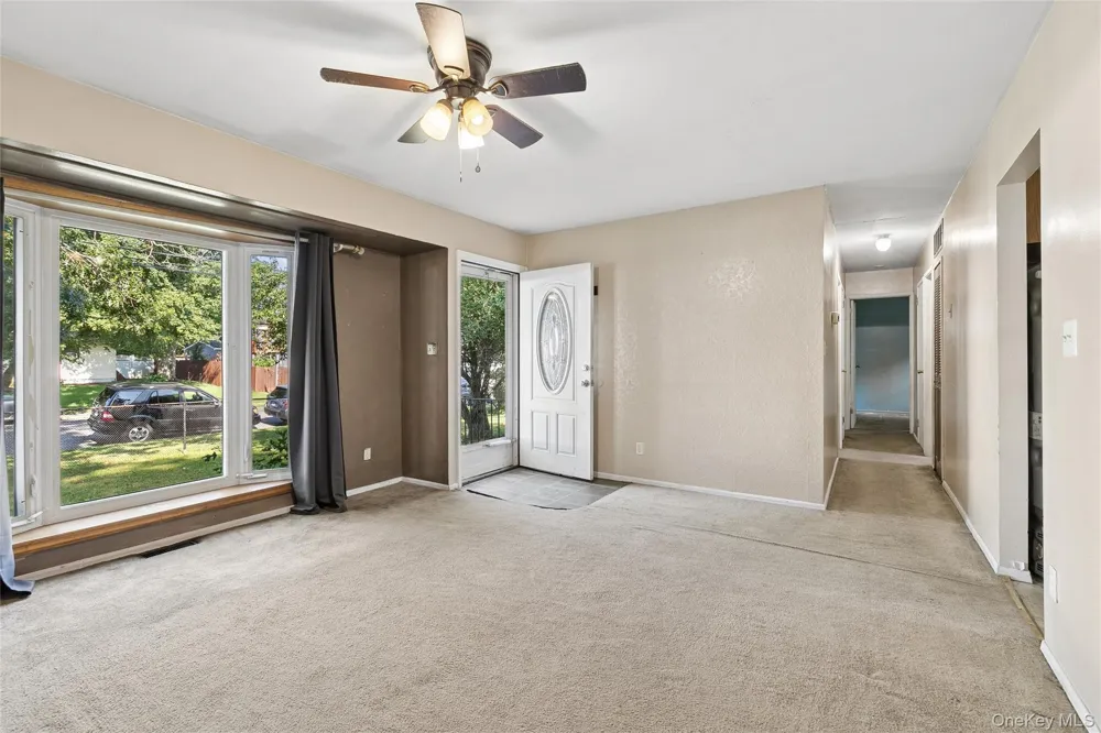2719 Connecticut Avenue Medford, NY 11763