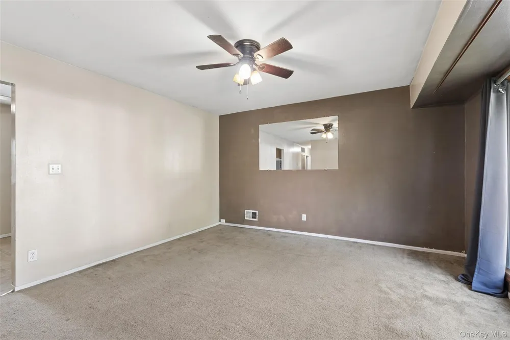 2719 Connecticut Avenue Medford, NY 11763