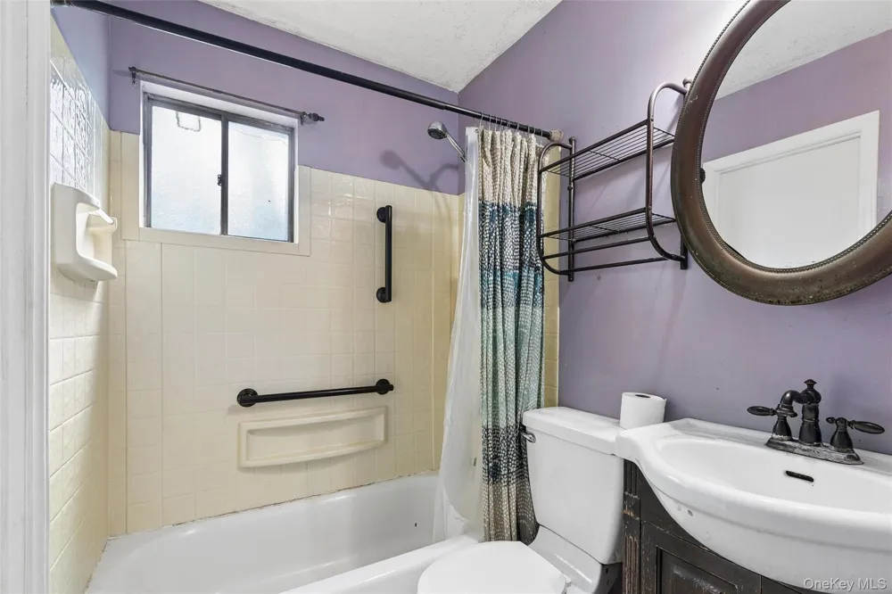 2719 Connecticut Avenue Medford, NY 11763