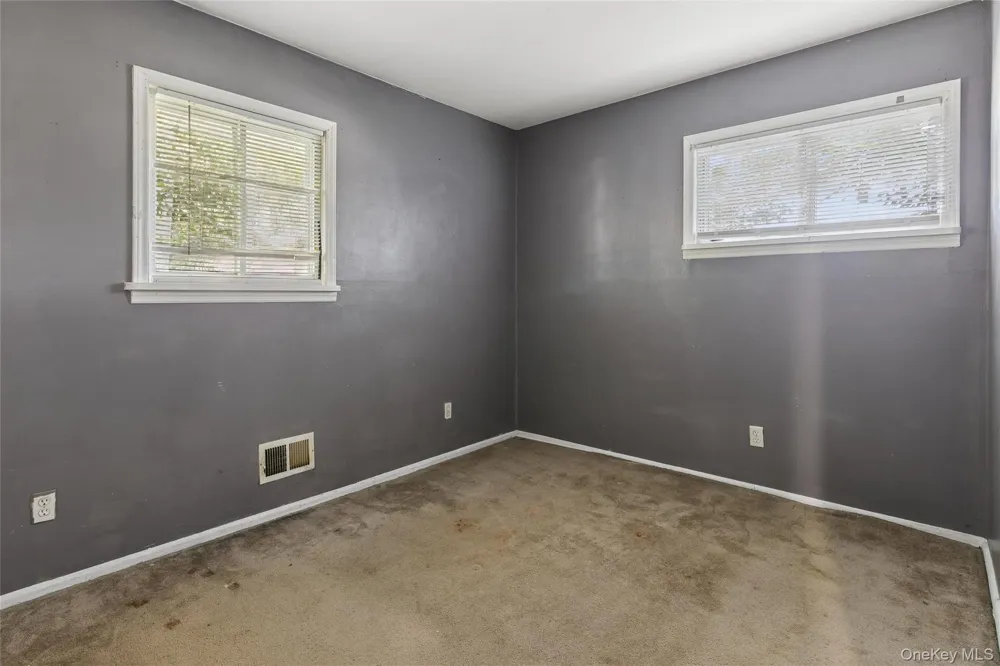 2719 Connecticut Avenue Medford, NY 11763