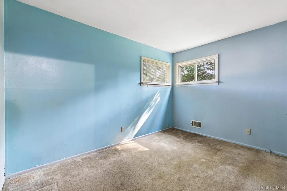 2719 Connecticut Avenue Medford, NY 11763