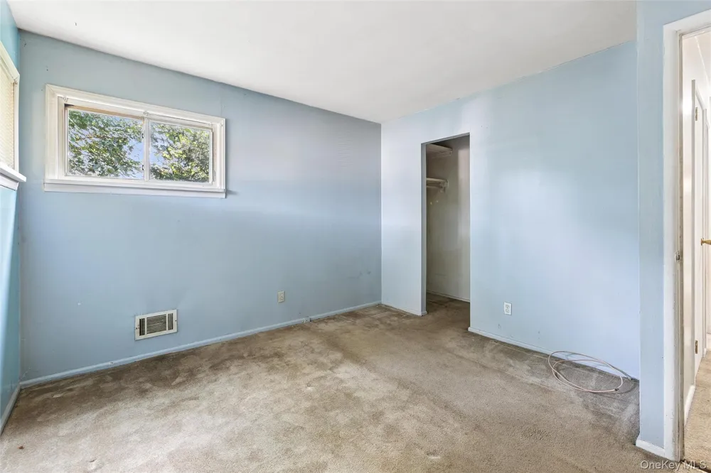 2719 Connecticut Avenue Medford, NY 11763