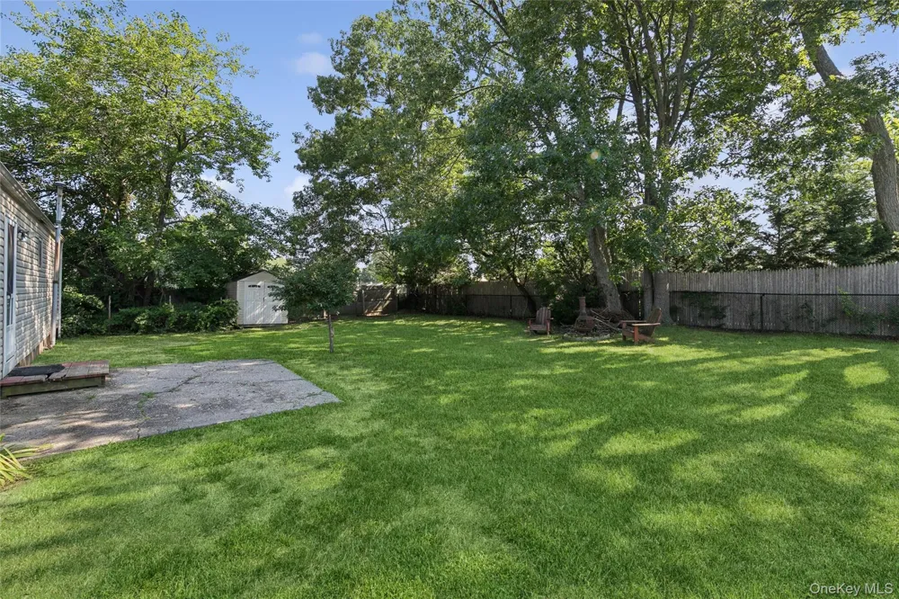 2719 Connecticut Avenue Medford, NY 11763