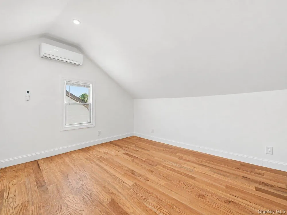 122-19 Lucas Street Springfield Gardens, NY 11413