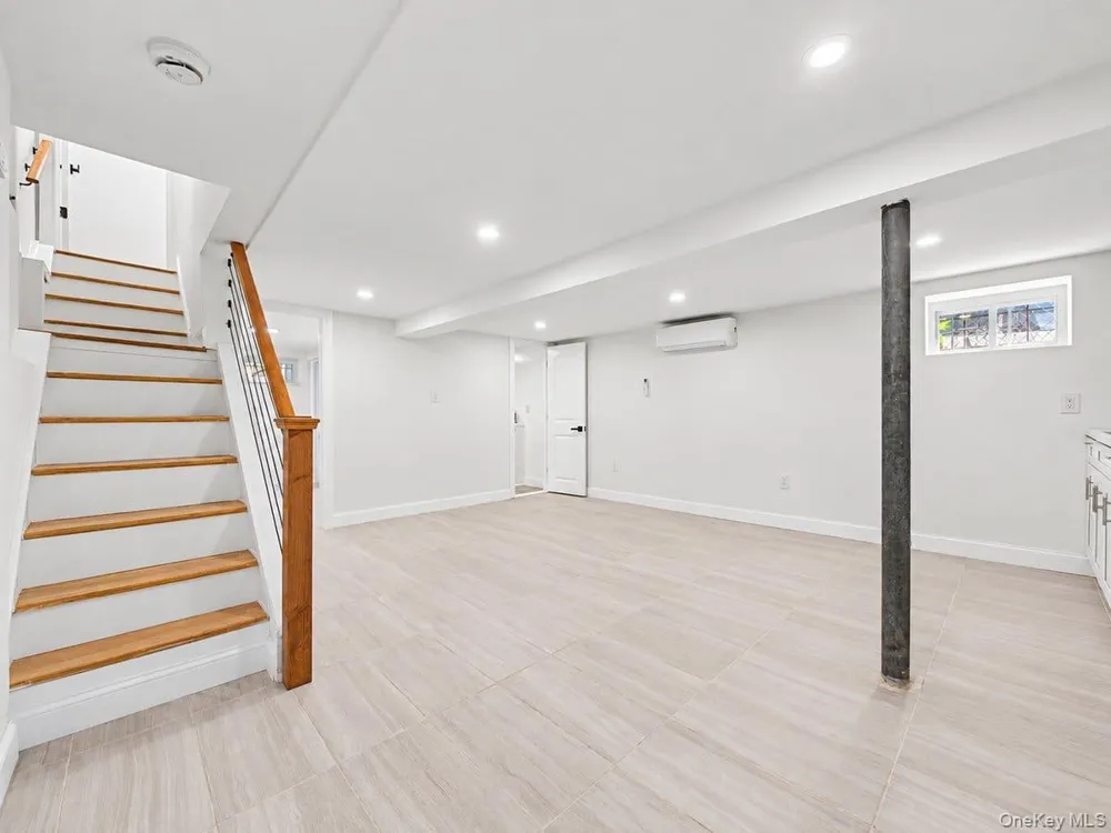 122-19 Lucas Street Springfield Gardens, NY 11413