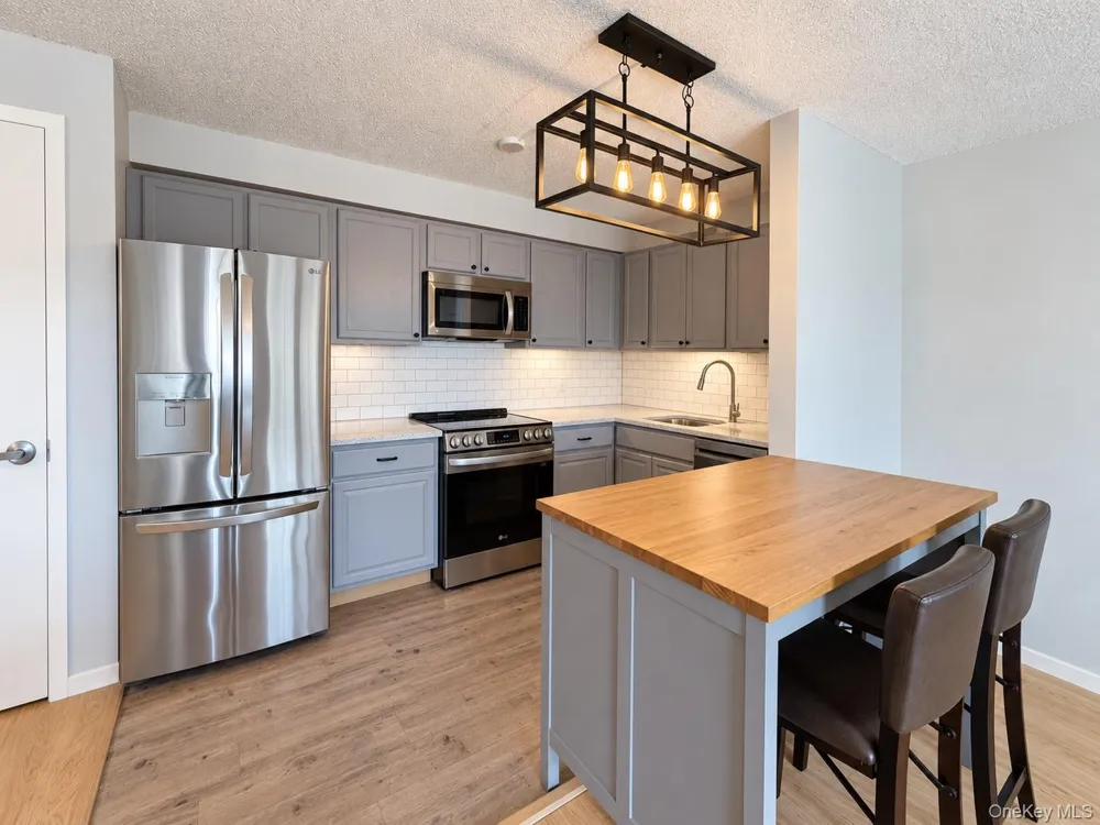 260 Beach 81st Street #3D Rockaway Beach, NY 11693