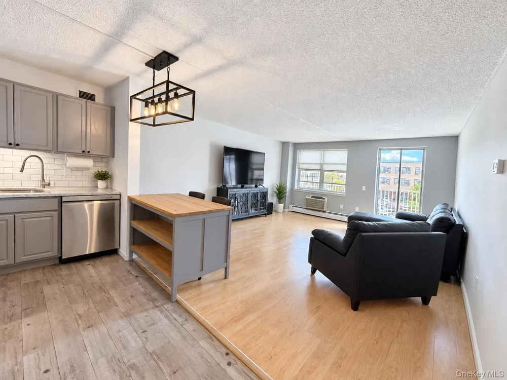 260 Beach 81st Street #3D Rockaway Beach, NY 11693