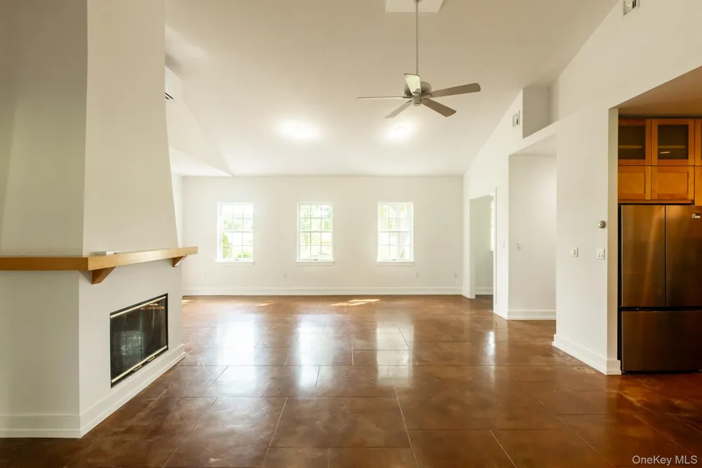 30 Loosestrife Lane Kerhonkson, NY 12446