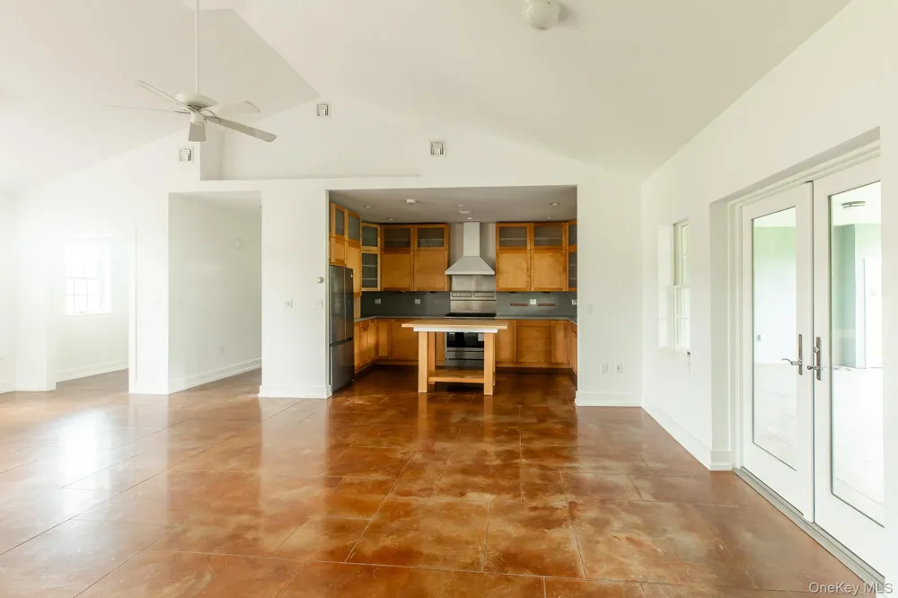 30 Loosestrife Lane Kerhonkson, NY 12446
