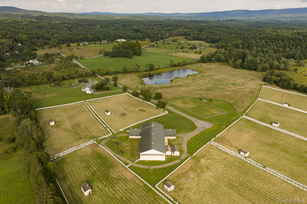 30 Loosestrife Lane Kerhonkson, NY 12446