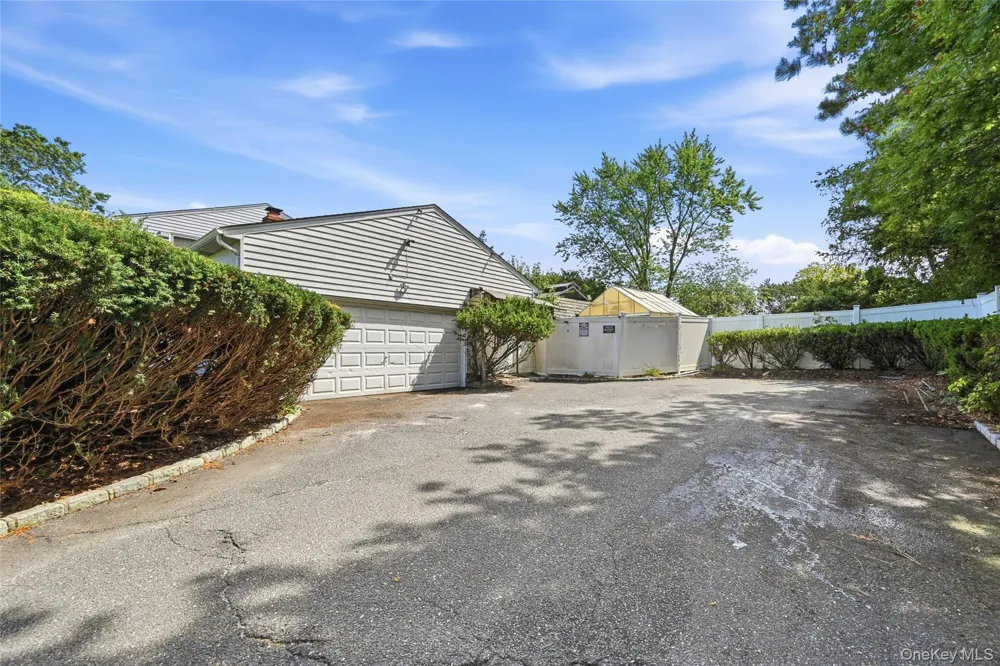 124 E Woodside Avenue Patchogue, NY 11772