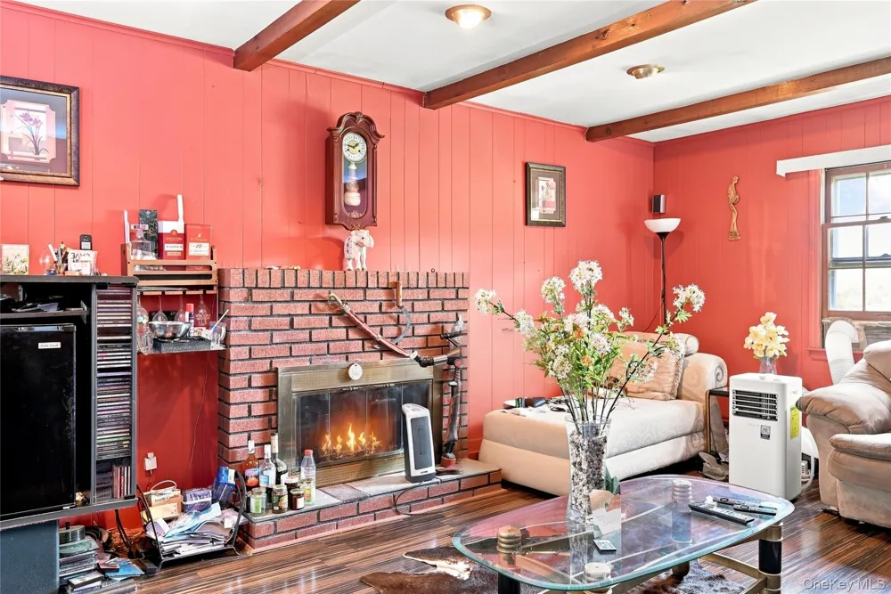 124 E Woodside Avenue Patchogue, NY 11772