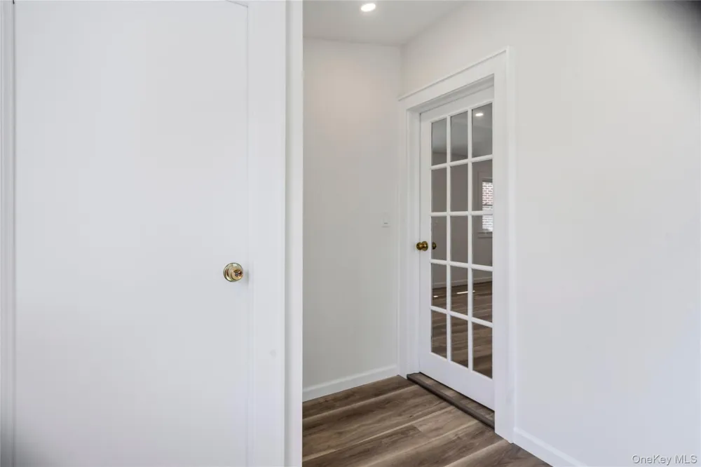 91 1st Avenue East Rockaway, NY 11518