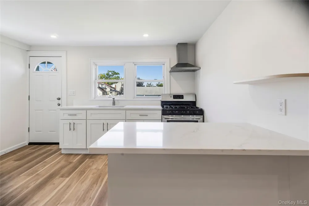 91 1st Avenue East Rockaway, NY 11518
