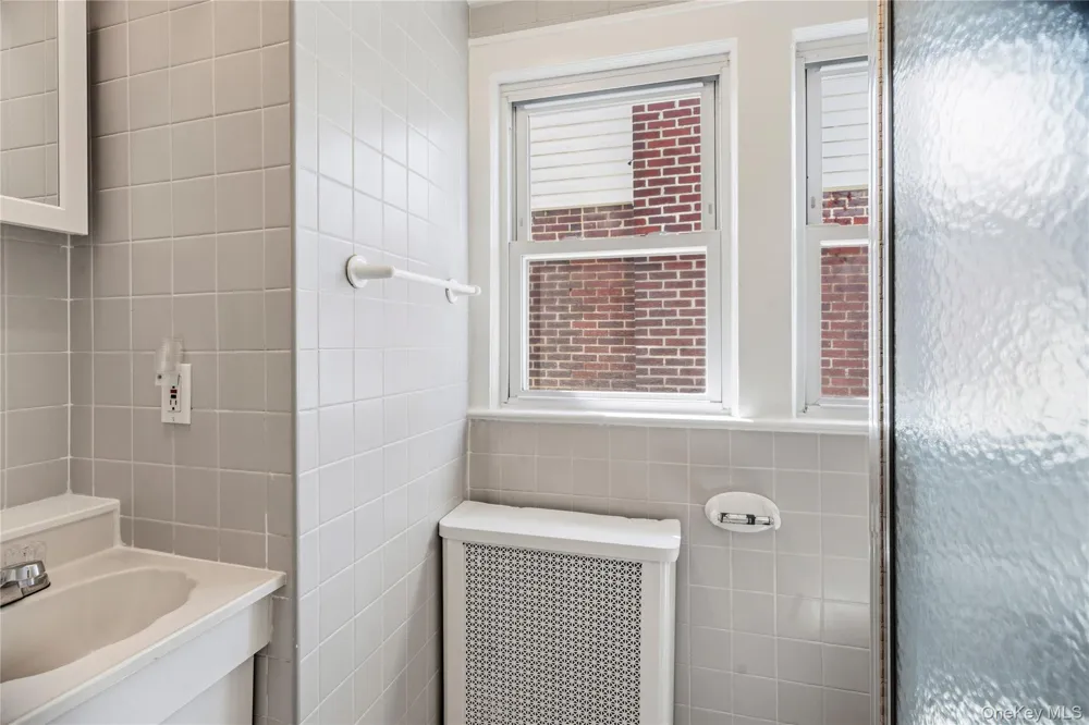 91 1st Avenue East Rockaway, NY 11518