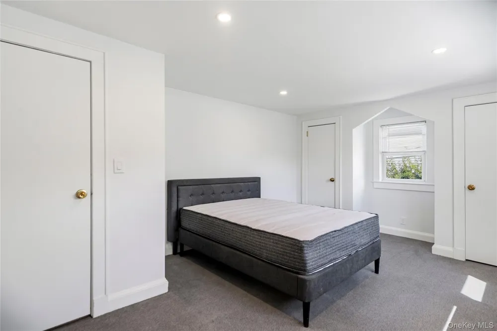 91 1st Avenue East Rockaway, NY 11518
