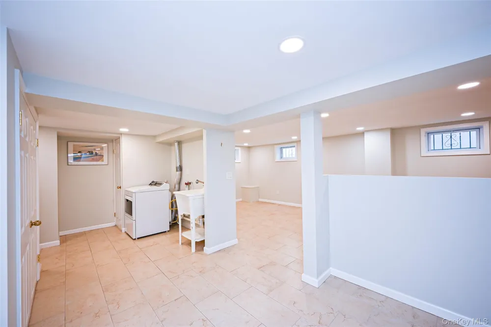 82-17 166th Street Jamaica, NY 11432