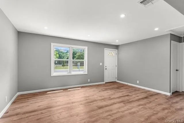 1340 Manor Lane Bay Shore, NY 11706