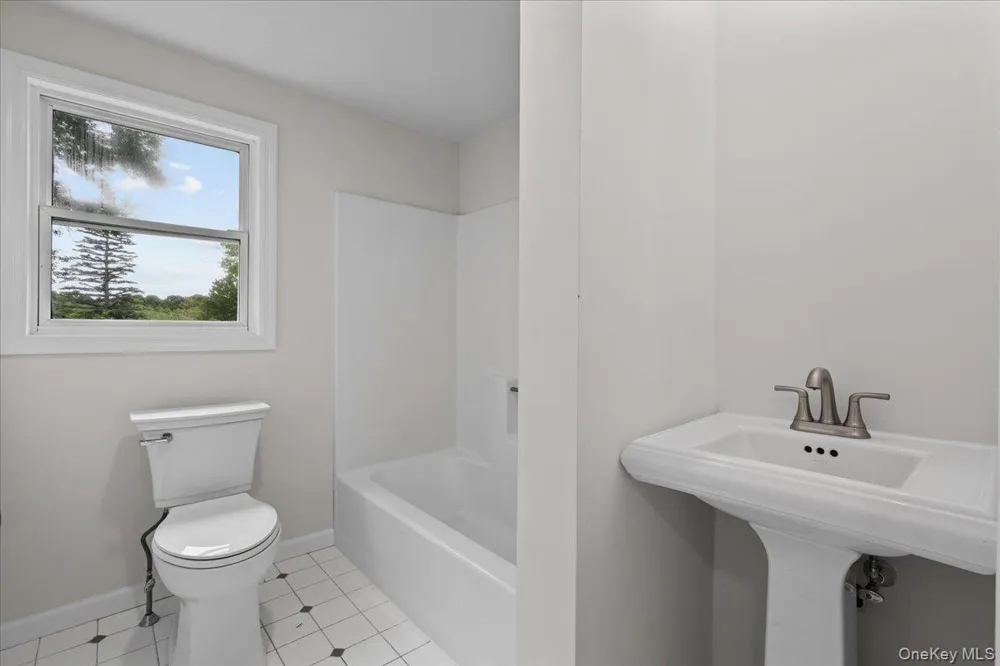 27 Dunwoodie Road Carmel, NY 10512