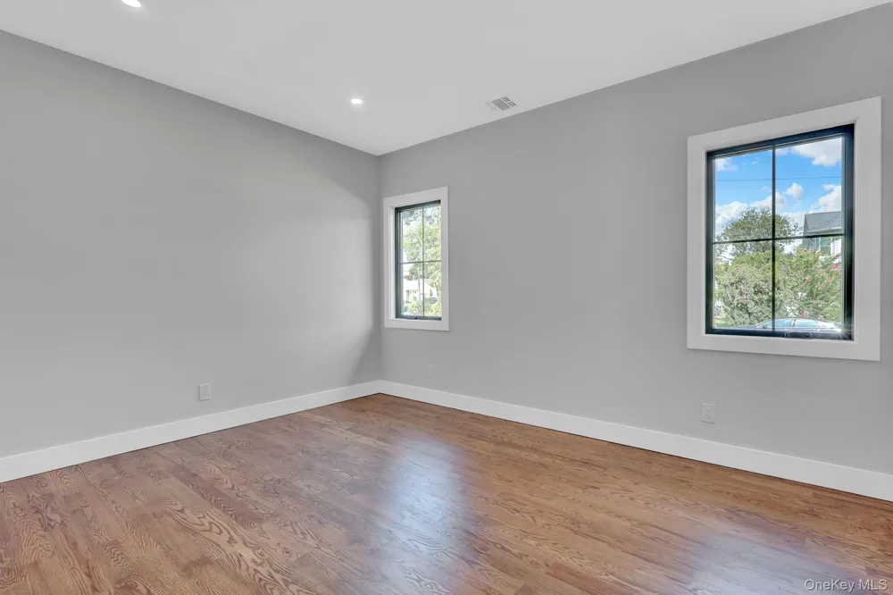 1370 Noel Court Merrick, NY 11566