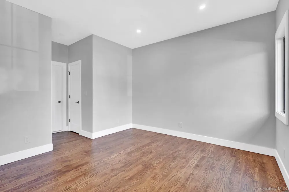 1370 Noel Court Merrick, NY 11566