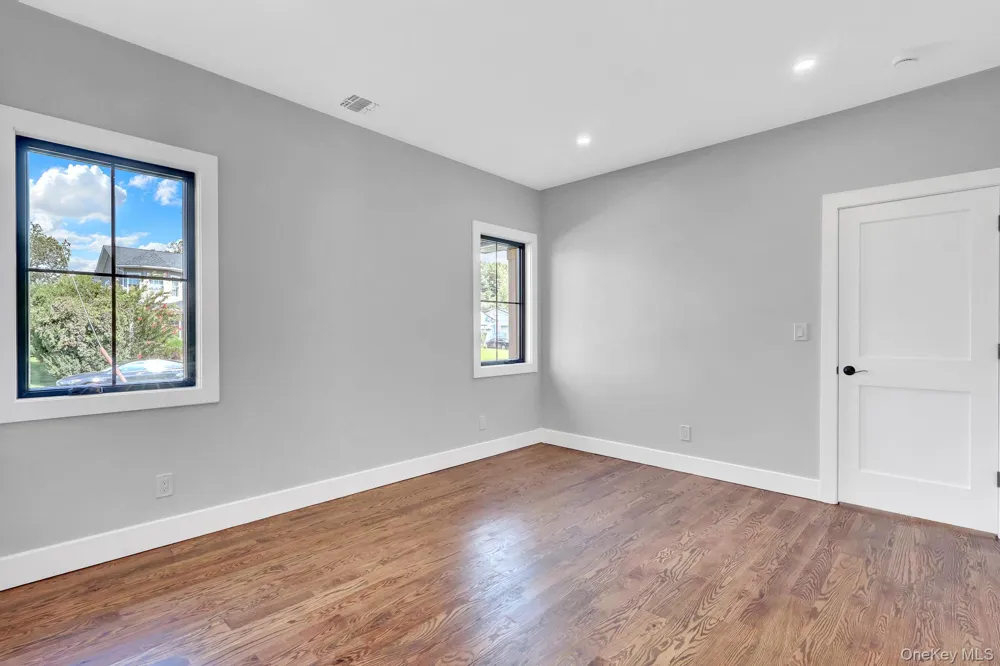 1370 Noel Court Merrick, NY 11566