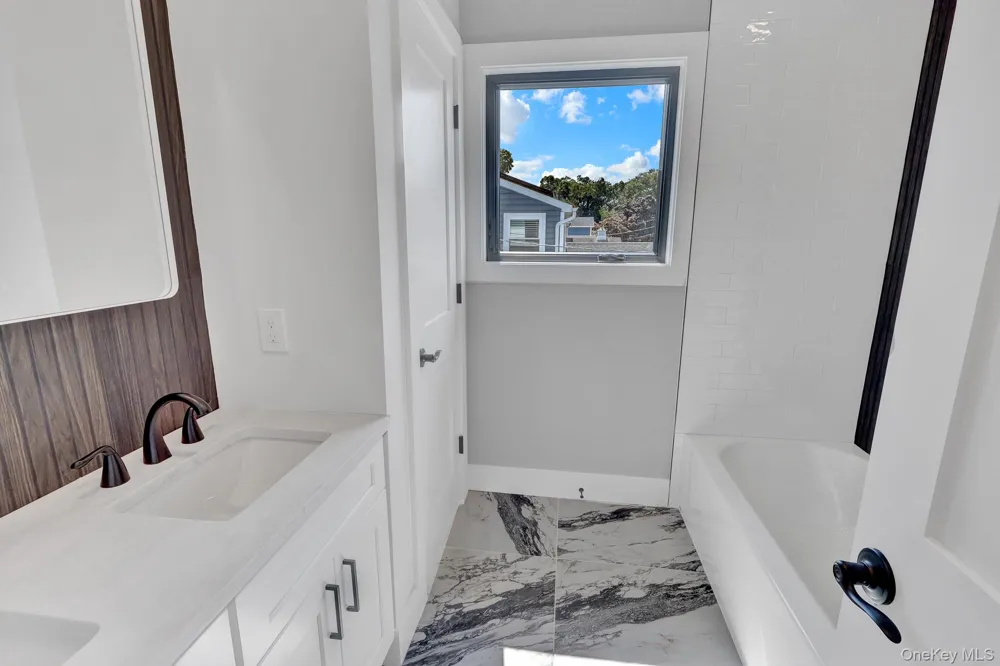 1370 Noel Court Merrick, NY 11566
