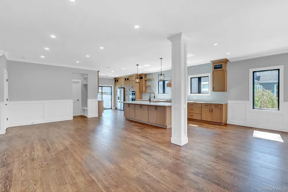 1370 Noel Court Merrick, NY 11566