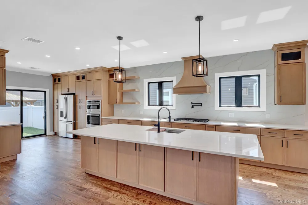 1370 Noel Court Merrick, NY 11566