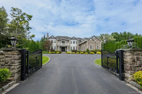 10 Meadow Glen Road