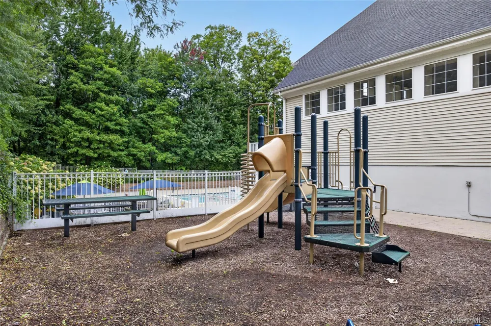 28 Crystal Hill Drive Pomona, NY 10970