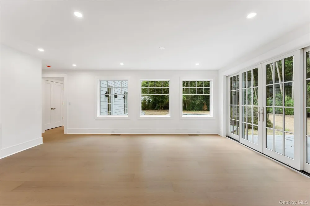 65 Fox Meadow Road Scarsdale, NY 10583