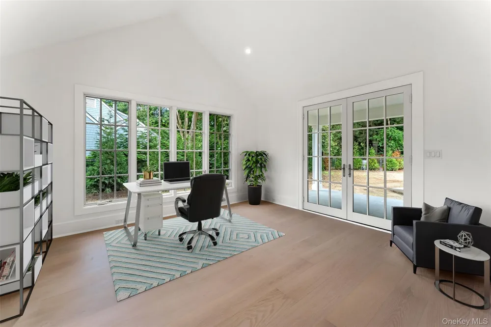 65 Fox Meadow Road Scarsdale, NY 10583