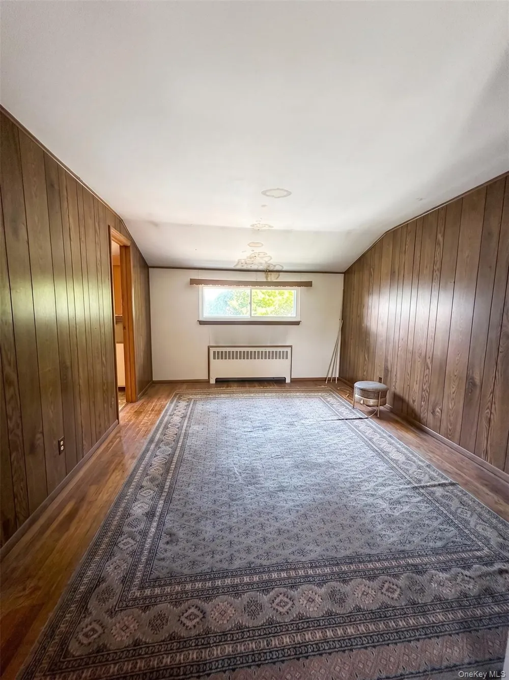124 Westwood Road Massapequa Park, NY 11762