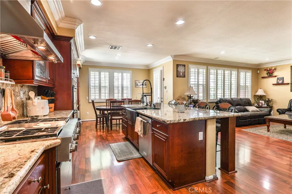 1886 Richards Upland, CA 91784