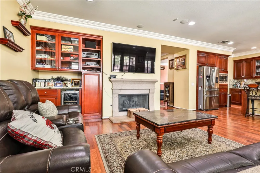 1886 Richards Upland, CA 91784
