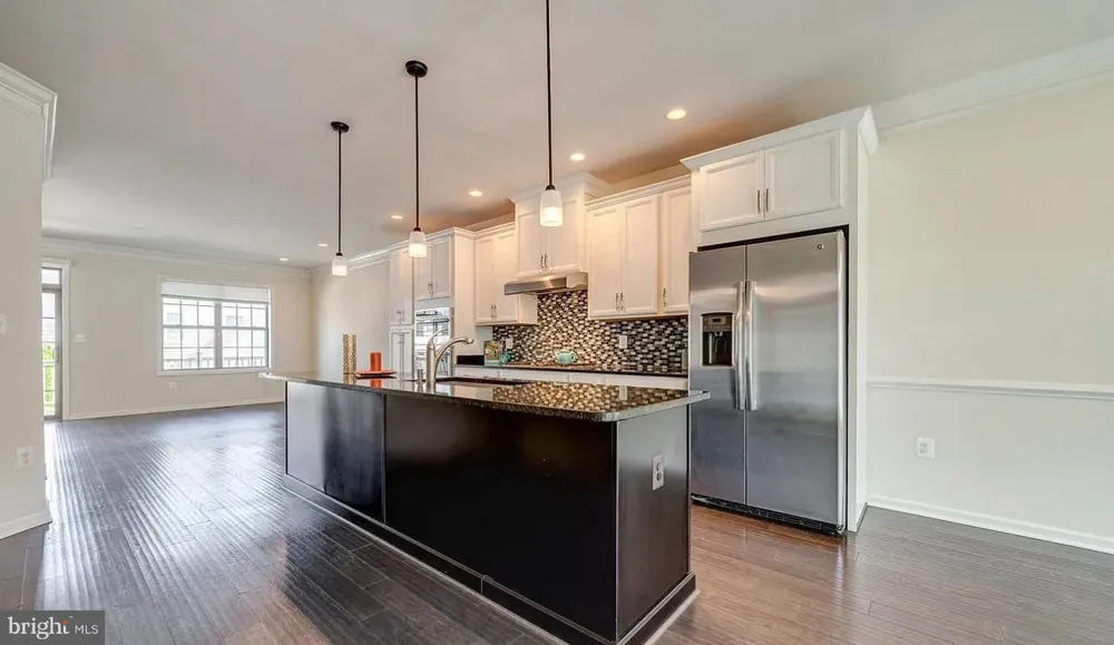 22586 CAMBRIDGEPORT SQUARE Ashburn, VA 20148