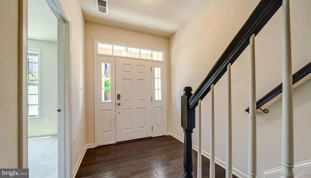 22586 CAMBRIDGEPORT SQUARE Ashburn, VA 20148