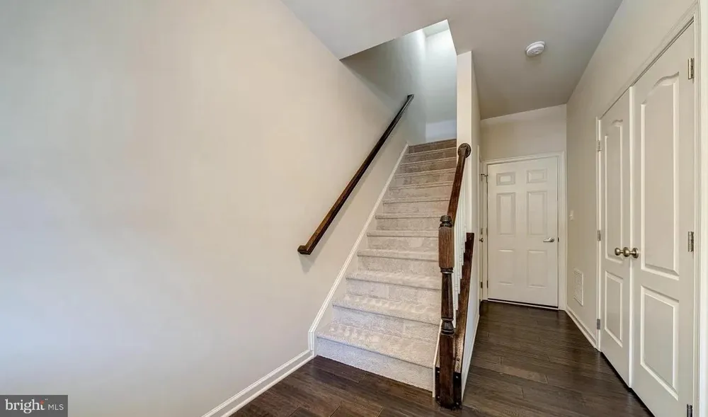 22586 CAMBRIDGEPORT SQUARE Ashburn, VA 20148