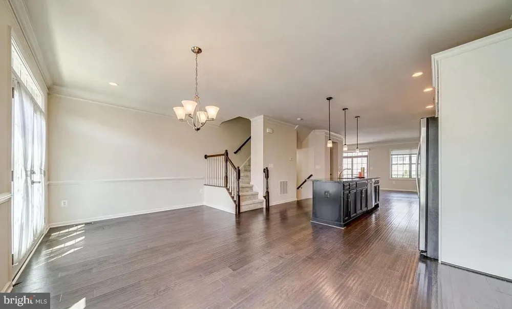 22586 CAMBRIDGEPORT SQUARE Ashburn, VA 20148