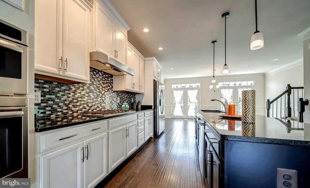 22586 CAMBRIDGEPORT SQUARE Ashburn, VA 20148
