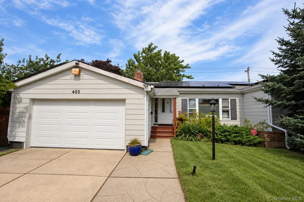 455 E Park Avenue Long Beach, NY 11561