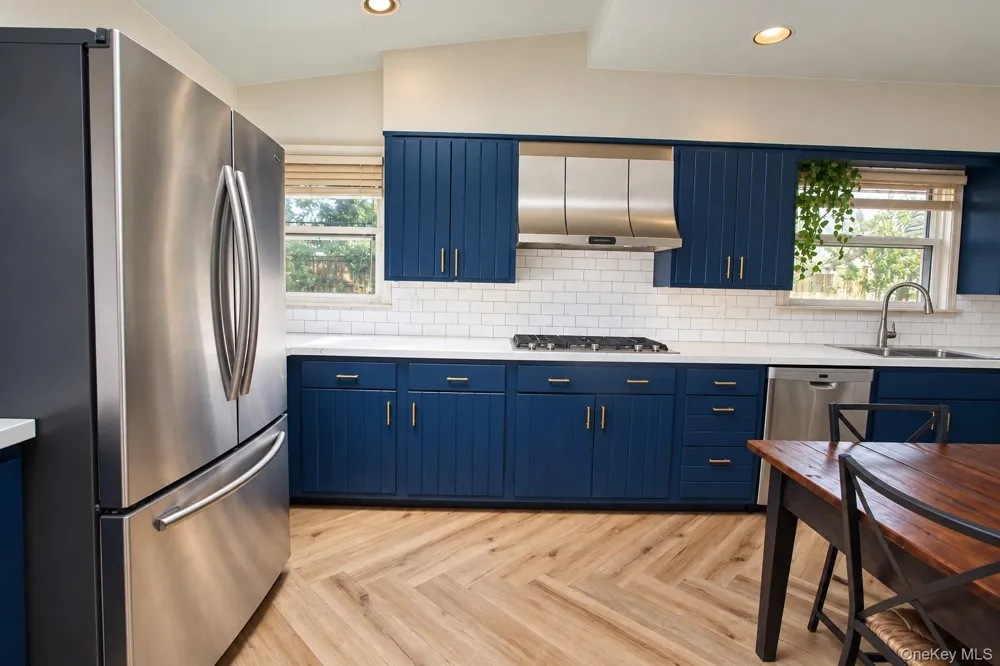 455 E Park Avenue Long Beach, NY 11561