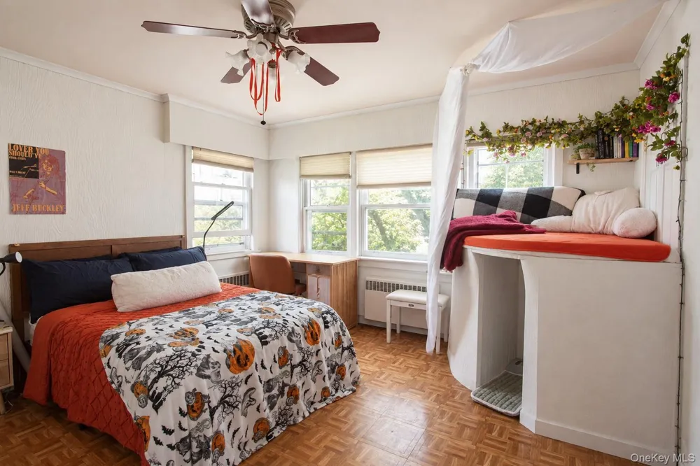 455 E Park Avenue Long Beach, NY 11561