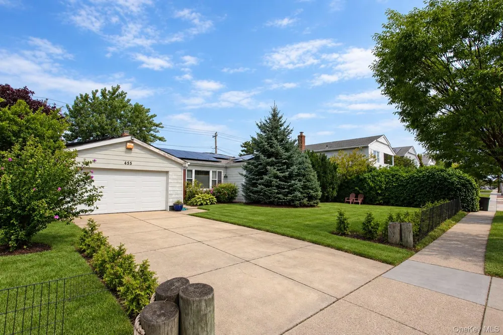 455 E Park Avenue Long Beach, NY 11561