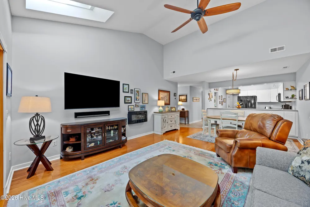 208 Inland Greens Circle Wilmington, NC 28405