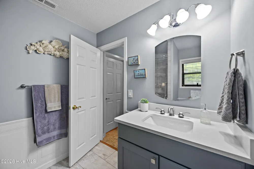 208 Inland Greens Circle Wilmington, NC 28405
