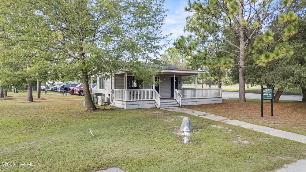 208 Inland Greens Circle Wilmington, NC 28405