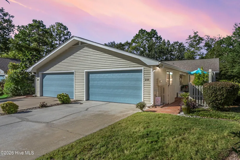 208 Inland Greens Circle Wilmington, NC 28405