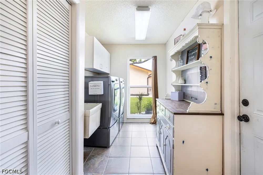 Claret Court Fort Myers, FL 33919